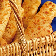 https://bridgford-bread-staging.idea-web-hosting.com/wp-content/uploads/2015/07/Cheesy-Breadsticks-240x240.jpg