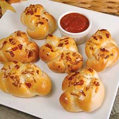 https://bridgford-bread-staging.idea-web-hosting.com/wp-content/uploads/2015/07/Pepperoni-Pops-240x240.jpg