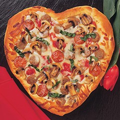 https://bridgford-bread-staging.idea-web-hosting.com/wp-content/uploads/2015/07/Valentine-Pizza-240x240.jpg