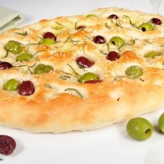 https://bridgford-bread-staging.idea-web-hosting.com/wp-content/uploads/2015/07/olive-rosemary-focaccia-web-240x240.jpg